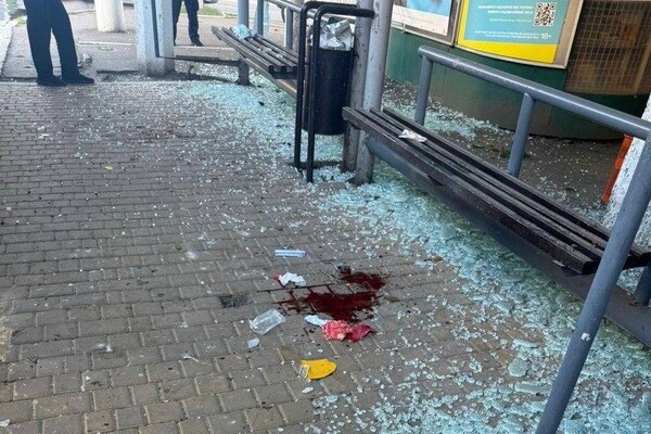 Утренний удар по остановке в Одессе: получили осколочные ранения люди Утренний удар по остановке в Одессе: получили осколочные ранения люди